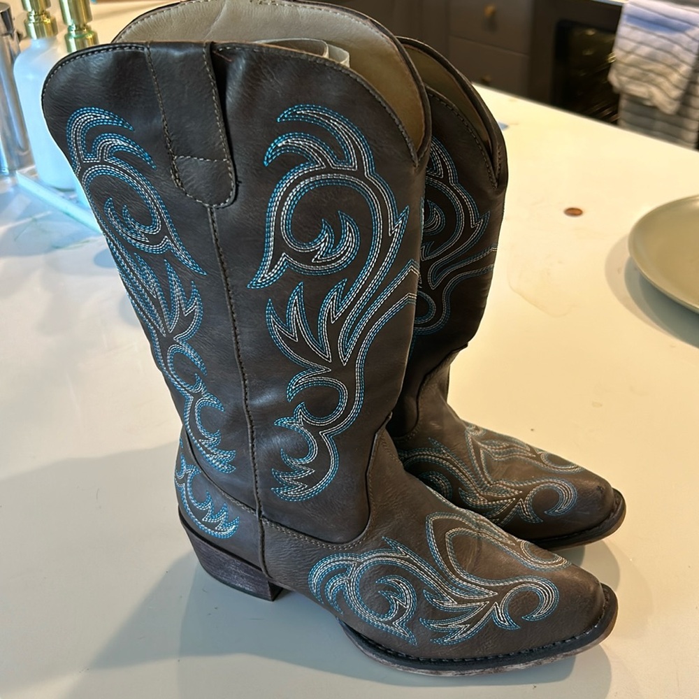 Amazing roper country boots